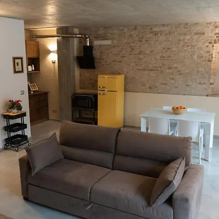 Apartamento Recinto Nobili 2 - Private Parking Vista Cortile Asti