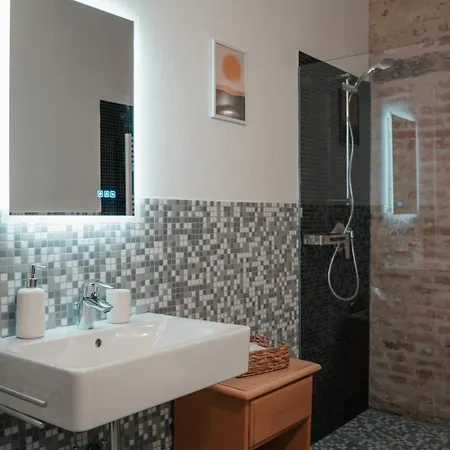 Διαμέρισμα Recinto Nobili 2 - Private Parking Vista Cortile Άστι