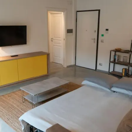 Recinto Nobili 2 - Private Parking Vista Cortile Διαμέρισμα Άστι